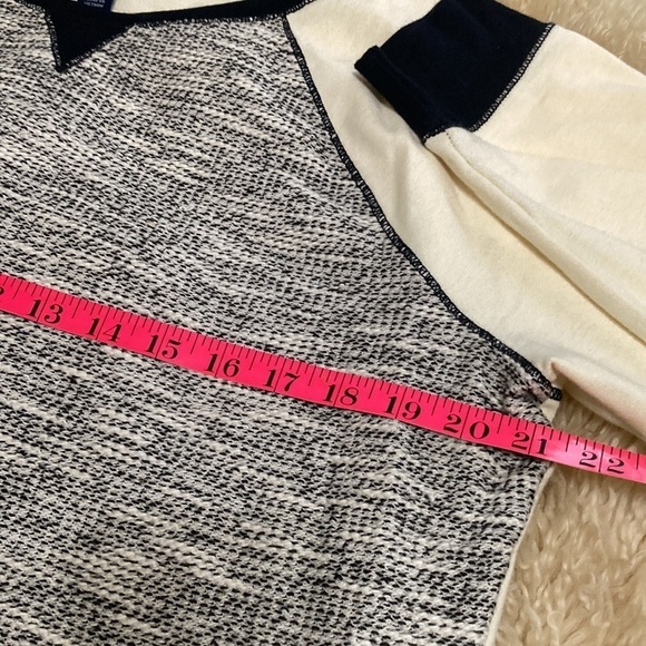 Chaps sweatshirt size L - Picture 6 of 8